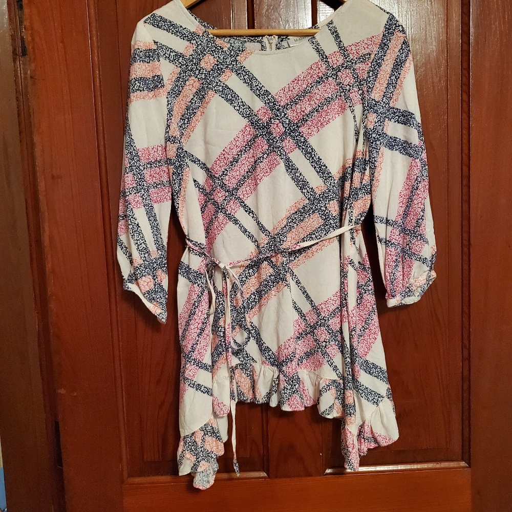 Motherhood floral/plaid tunic top